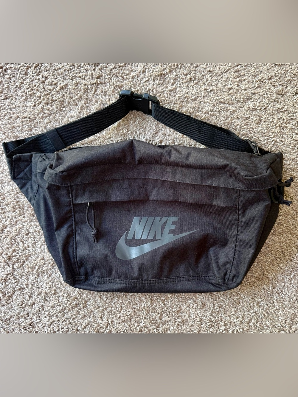 Nike Black Men's Belt Bag with Reflective Logo